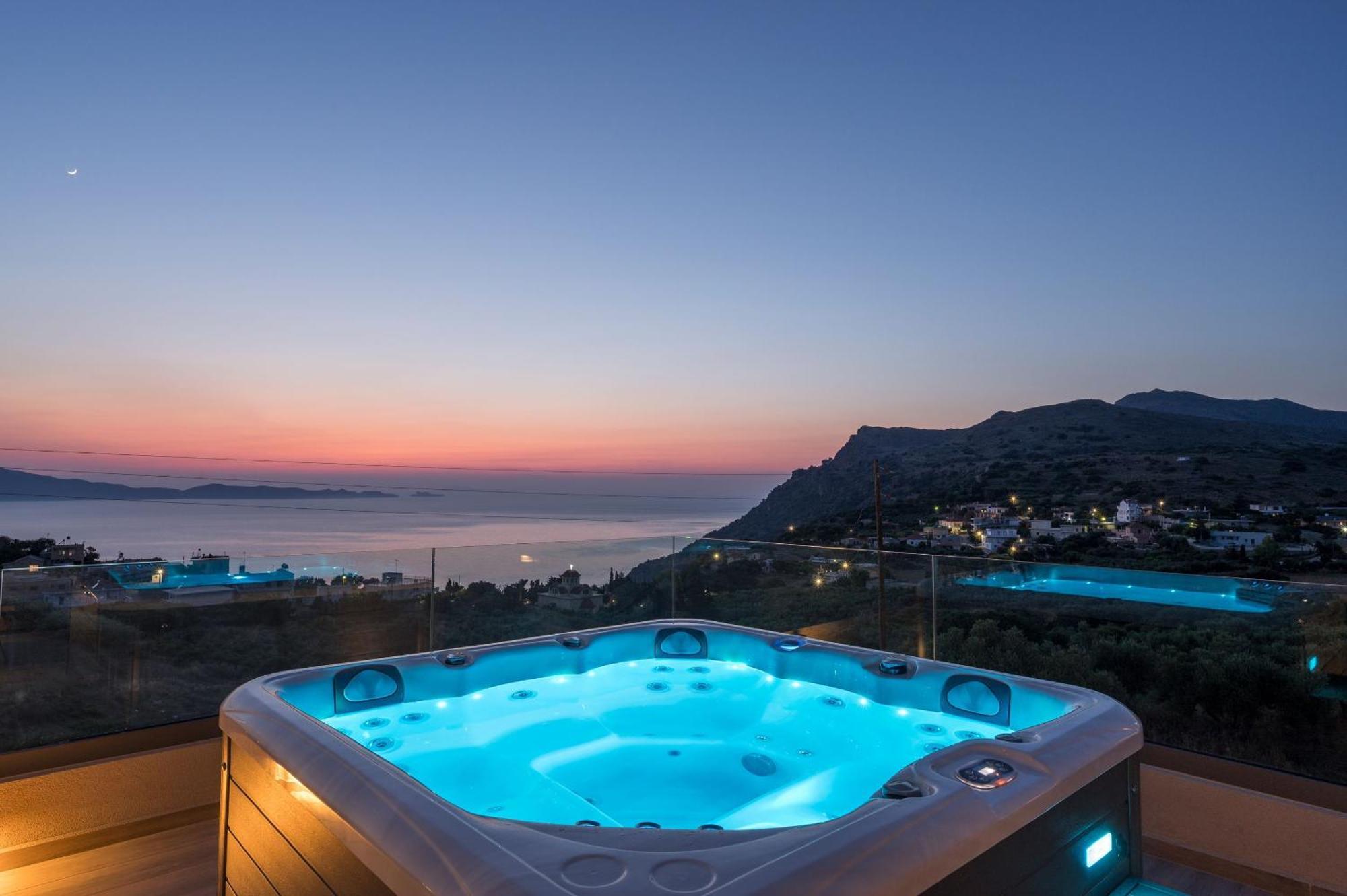 Villa Ekphrasis With Sea View And Jacuzzi Ravdhoúkha Buitenkant foto